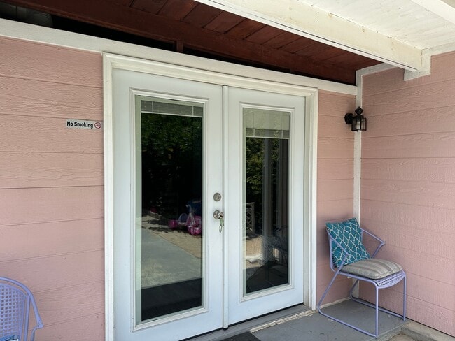 Photo - 303 E Park Ave