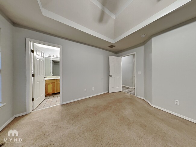 Photo - 674 N Jonathan Ave