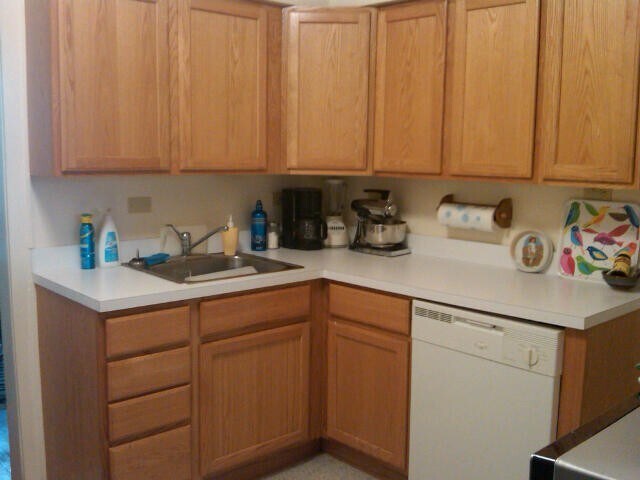 Photo - Sunny Lincoln Square Unit 2633-2