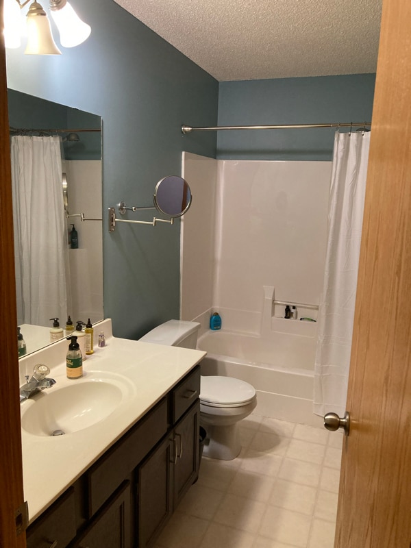 Photo - 4987 Grenwich Ave N