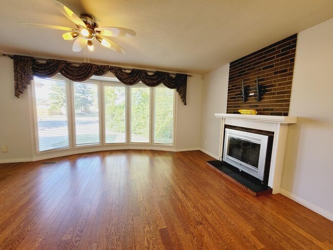 Photo - 12203-12149 149 Ave NW