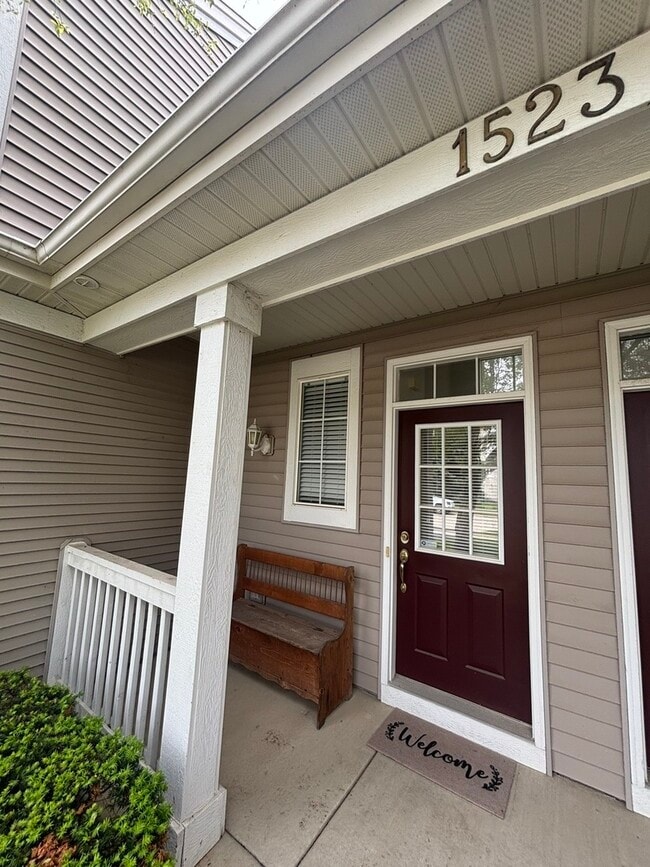 Photo - 1523 Grand Dr