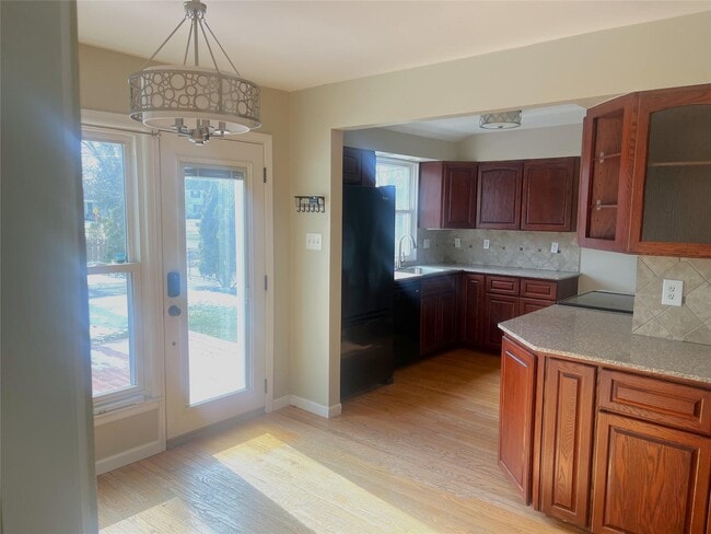 Photo - 15859 Buckingham Ave