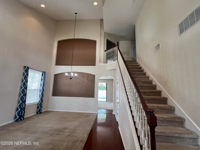 13491 Teddington Ln
