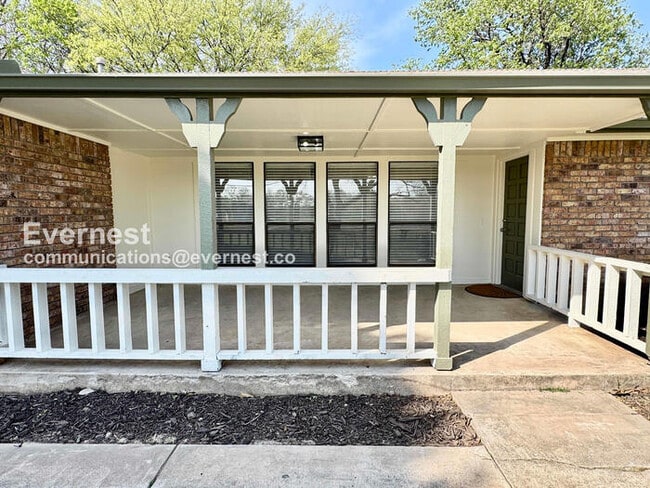 Photo - 11811 E 91st St