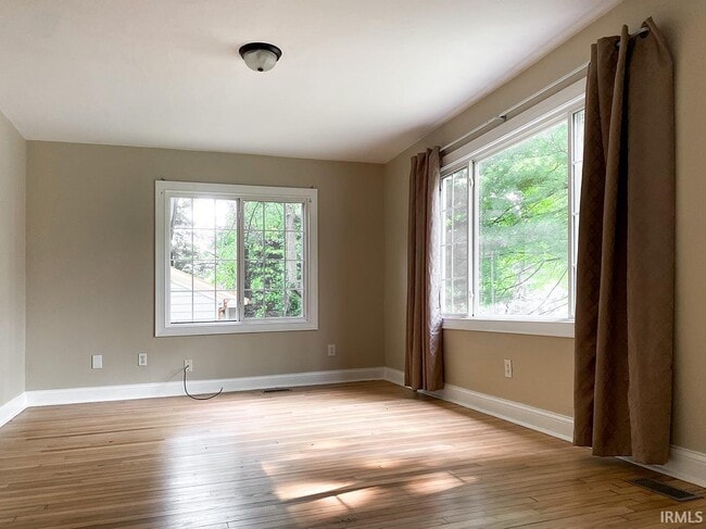 Photo - 905 S Lincoln St