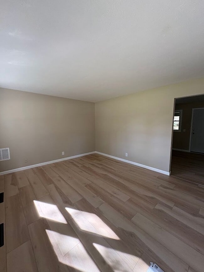 Photo - 8523-8525 Manchester Ave. Duplex Unit 8525 Manchester Ave.