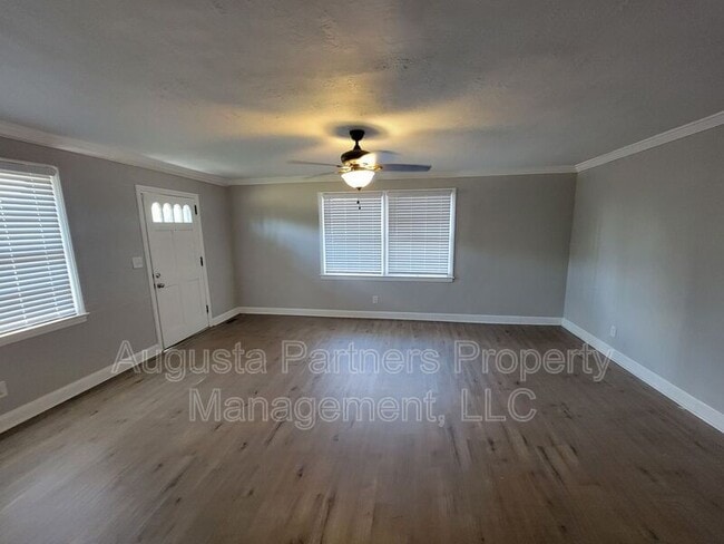 Photo - 2034 Trout Dr