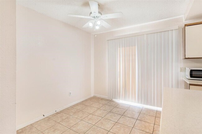 Photo - 2810 Grants Lake Blvd Unit 801