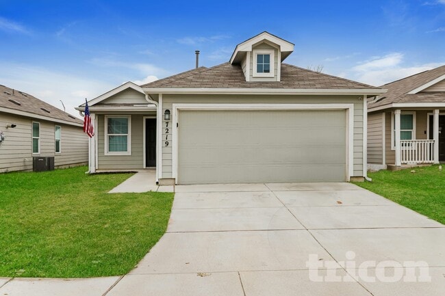 Building Photo - 7219 Lincoln Trce