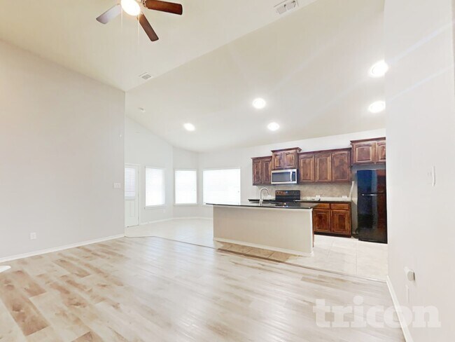 Photo - 1212 Ashley Dr