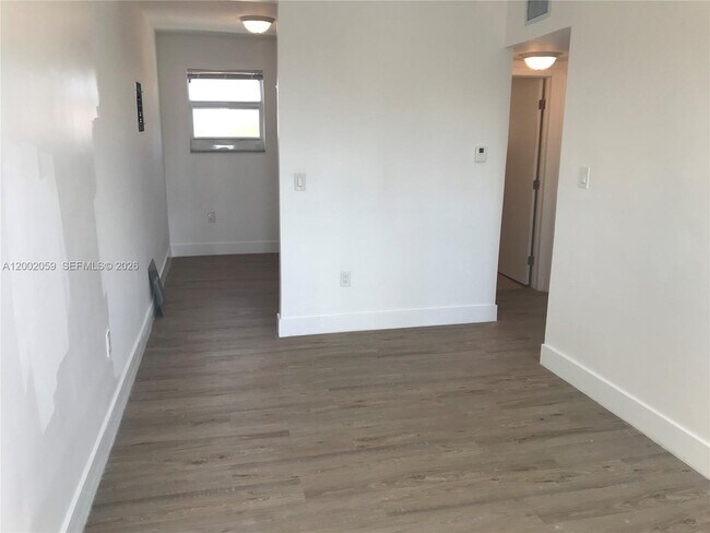 1815 NW 1st Ct Unit 8