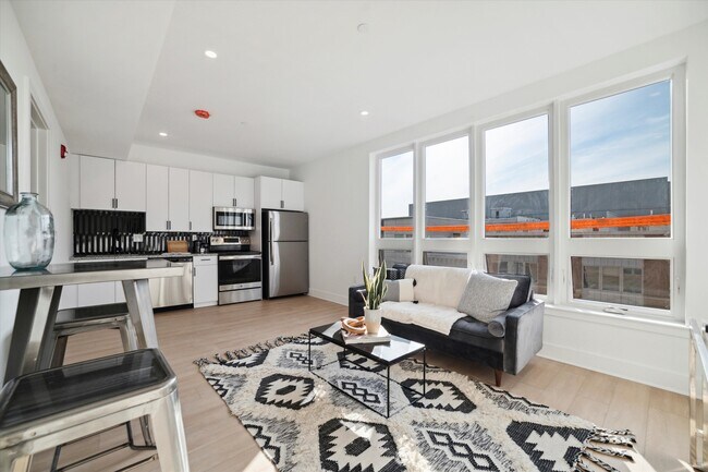 Photo - The Cecil Unit 405