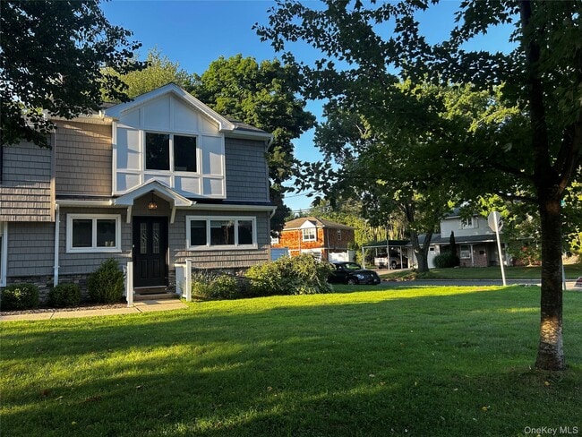Photo - 10 Evelyn Dr