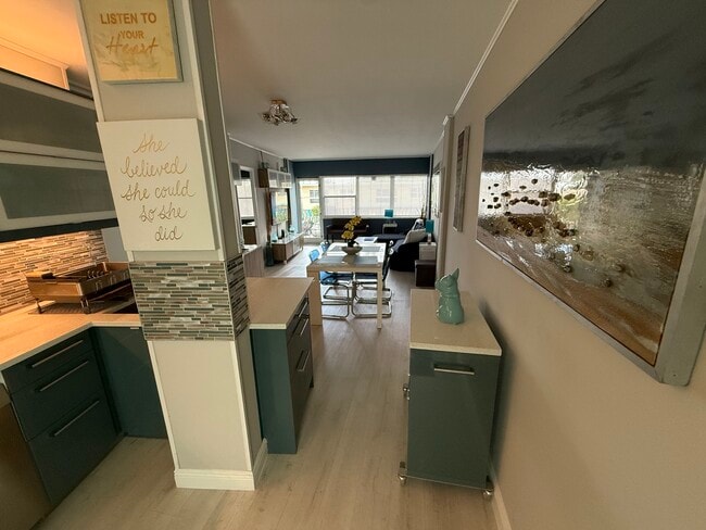 Building Photo - 3250 NE 28th St Unit LeCercle By The Beach#212