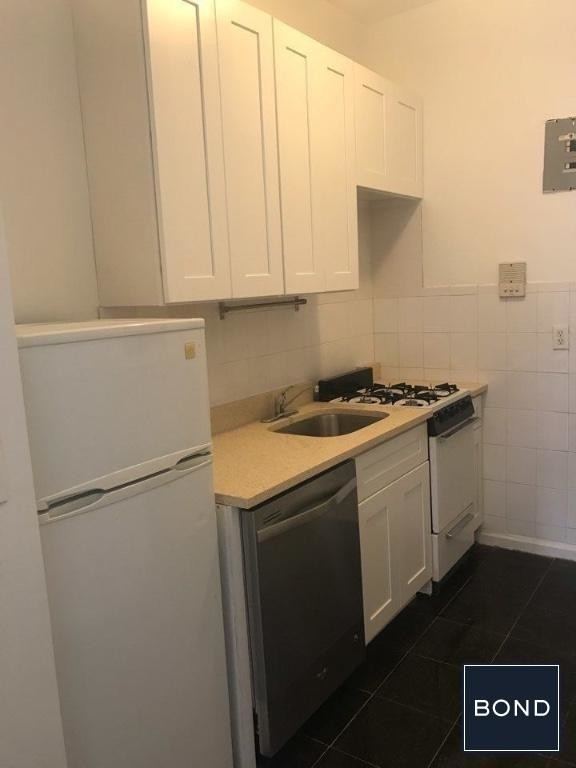 137 East 30th Street