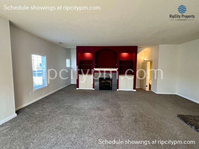 Photo - 1090 SW 170th Ave Unidad 201