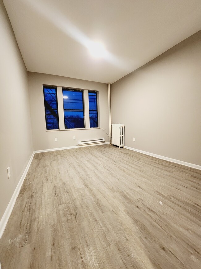 6 Bergen Ave 36 - 12 Bergen Ave Unit 36