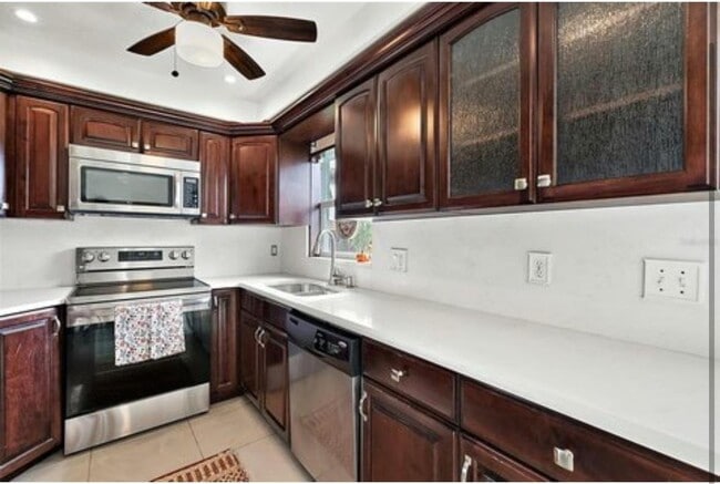 Photo - 226 E Cedarwood Cir