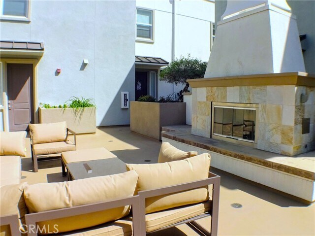 16674 Bellflower Blvd