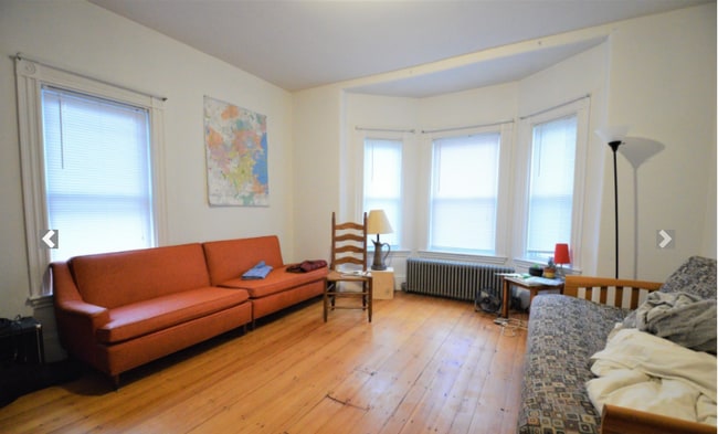 Photo - 51 Custer St