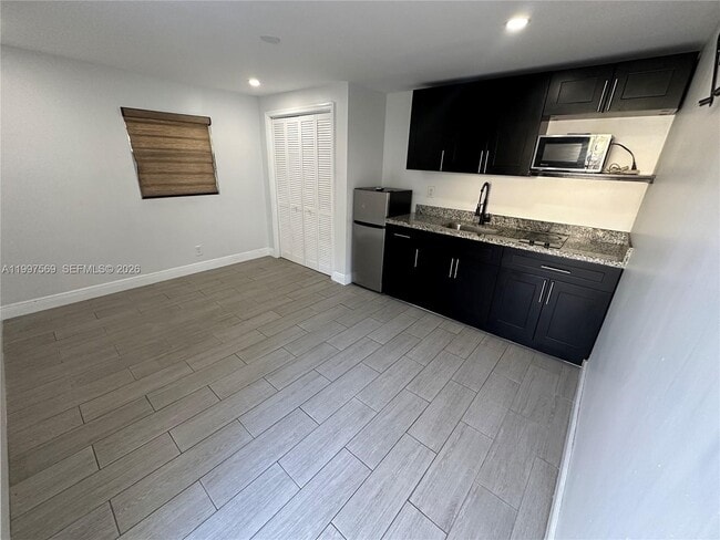 Photo - 214 S 57th Ave Unit 0