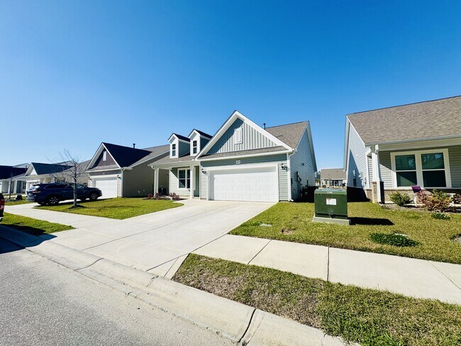 Photo - 2422 Capri Ct