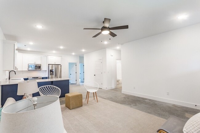 Photo - Like New Modern Craftsman in Red Bank!