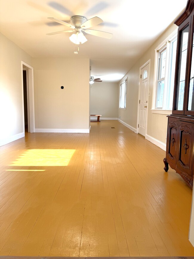 Photo - 9942 Frederick Rd