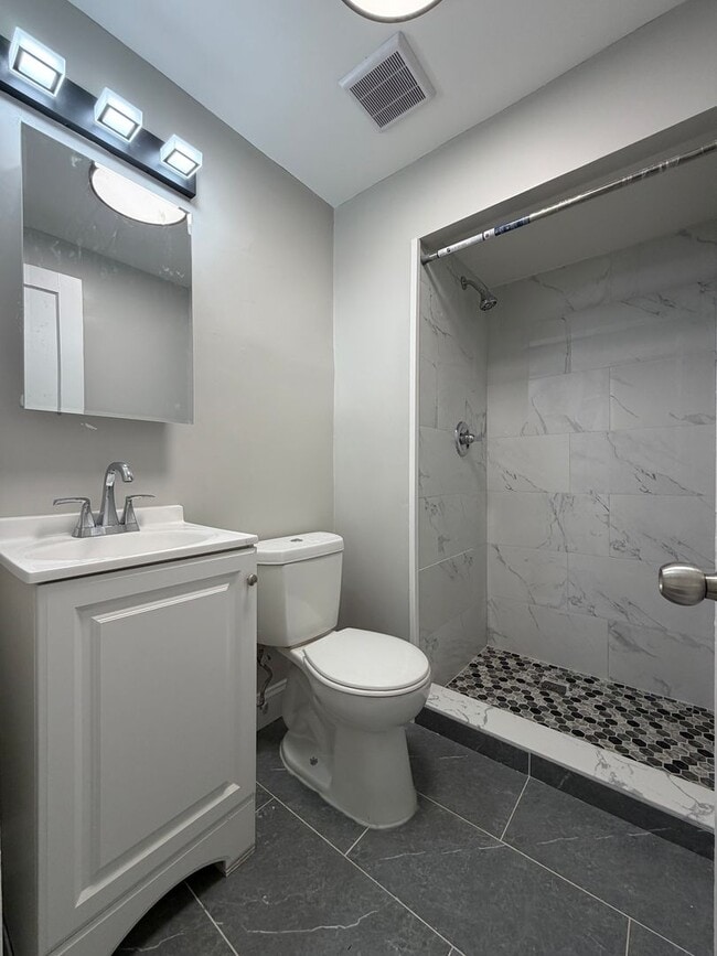 Photo - Grove St Apartments