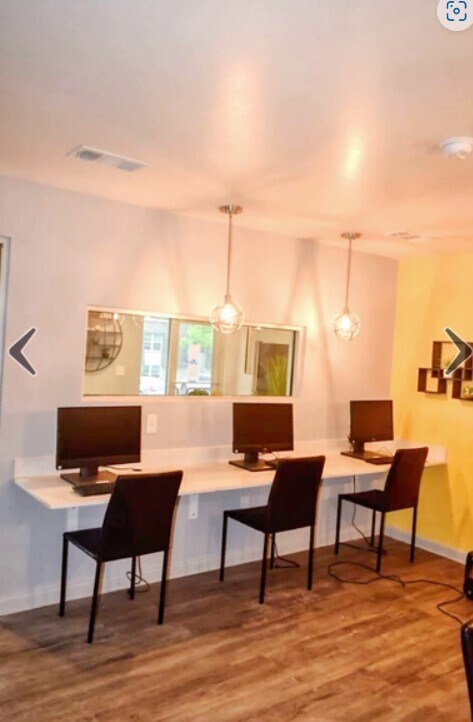 Photo - Wurzbach Manor Apartments