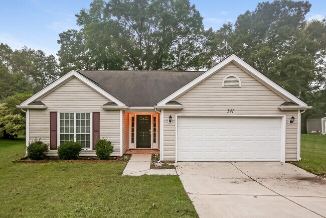 Photo - 541 Viking Pl SW Casa