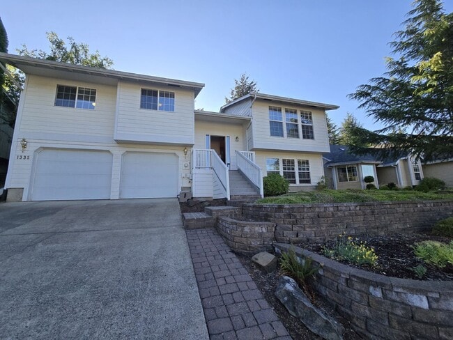 Photo - 1335 NW Vallejo St