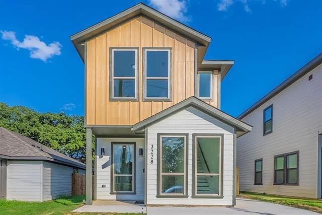 Building Photo - 3228 Tuskegee St