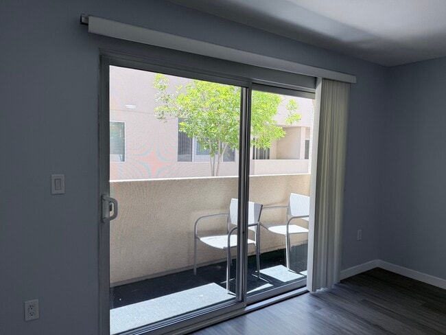 4501 Cedros Ave Unit Sherman Oaks Condo