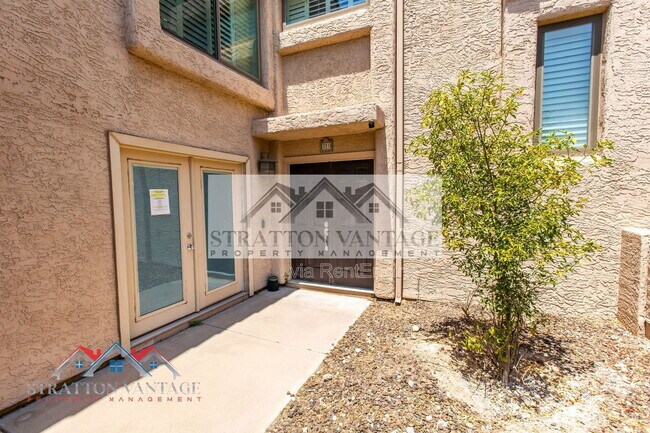 Photo - 310 E Bluebell Ln