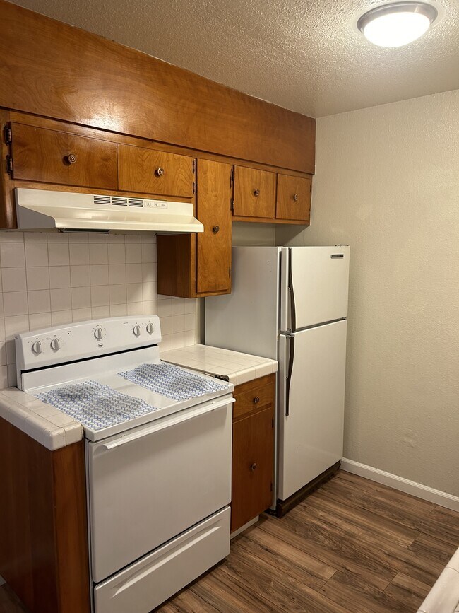 Photo - 120 E Fairmont Ave