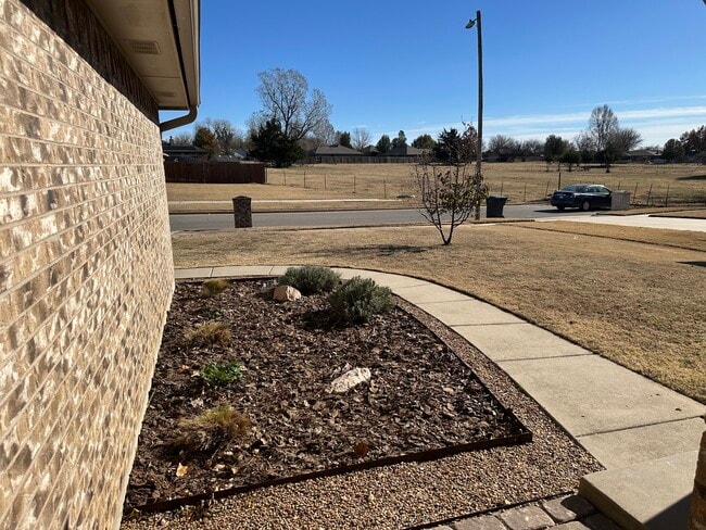 Photo - 13 Woodgate Dr