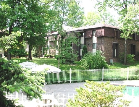 Photo - Cambridge Woods & Briar Cliff Woods