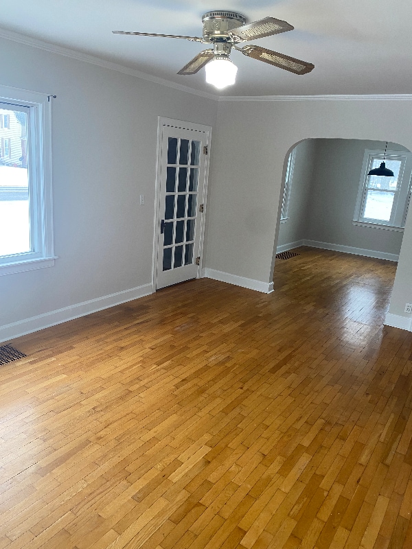 Photo - 529 E Broad St