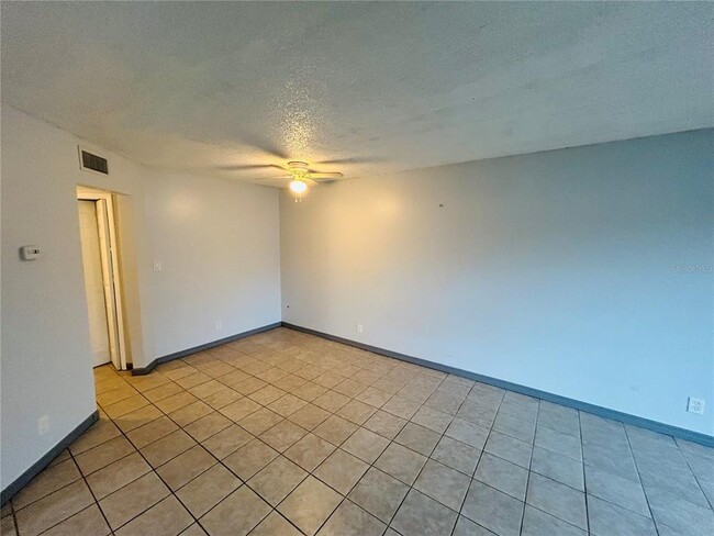 Photo - 2636 Lemon Tree Ln Unit 2636