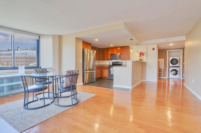 Photo - 700 Grove St Unit 4F