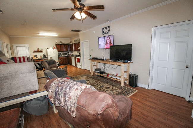 Photo - 203 Faculty Blvd