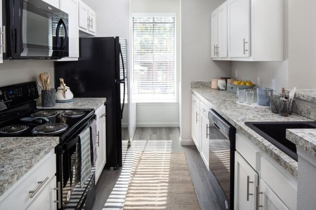 Canyon Park apartments — community photo