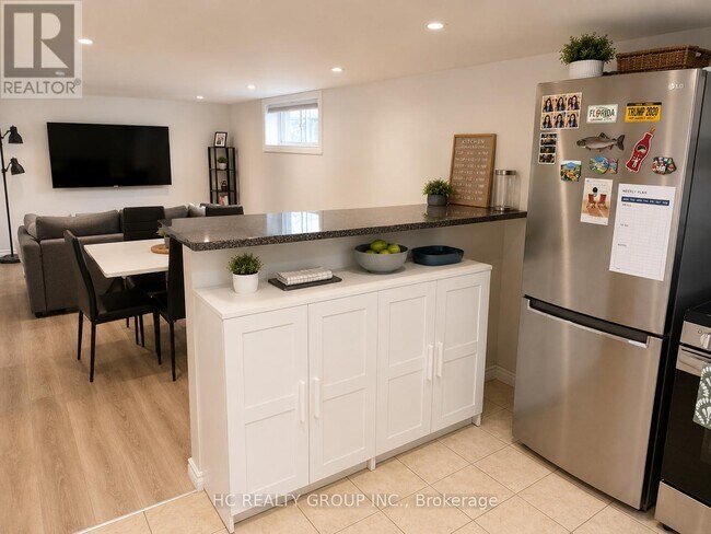 Photo - 9 Kencliff Crescent