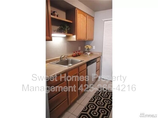 Photo - 12219 NE Bel Red Rd