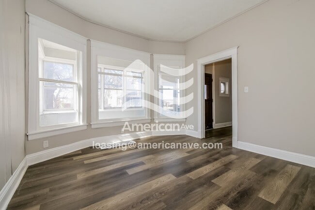 Photo - 2049 Florence Blvd