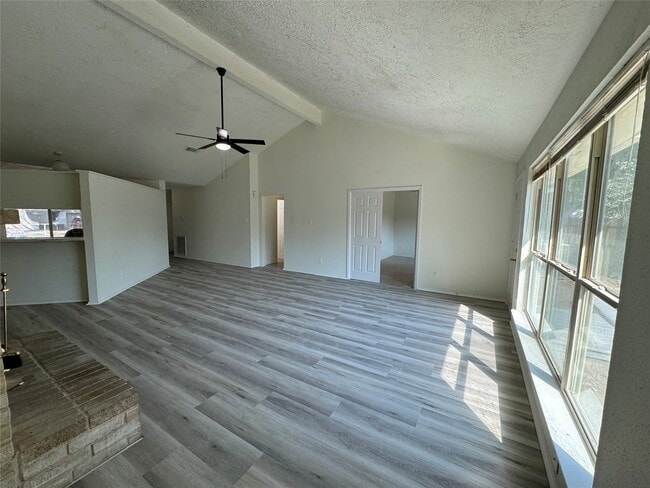 Photo - 20030 Lions Gate Dr