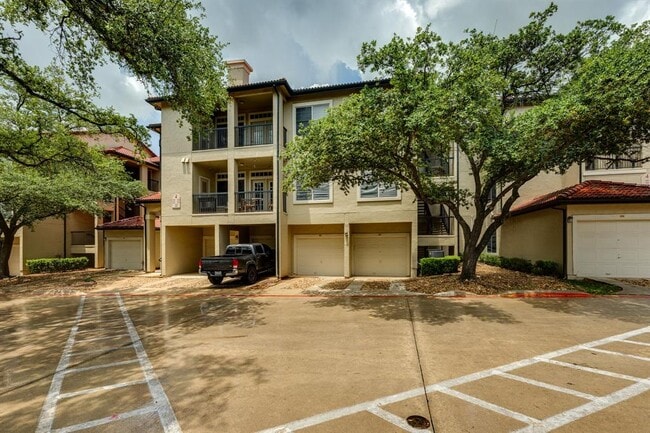 Building Photo - 9525 N Capital of Texas Hwy Unit 414 Rental