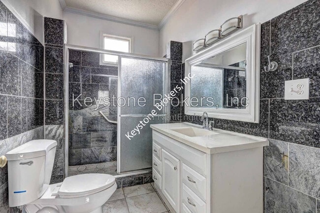 Photo - 1282 Baker Dr